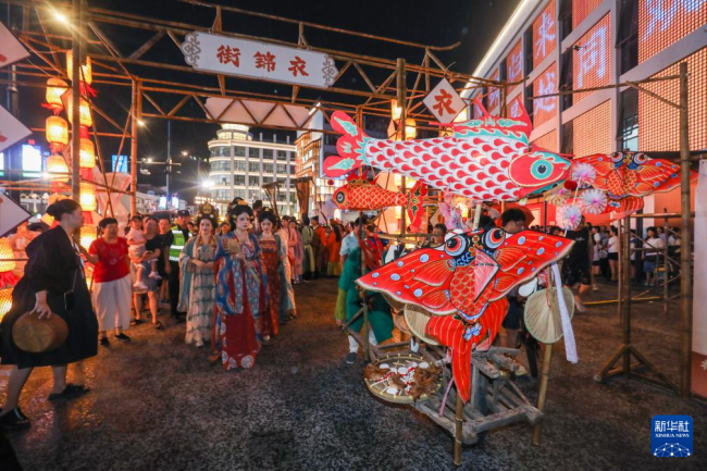 全国各地で中秋節を祝います