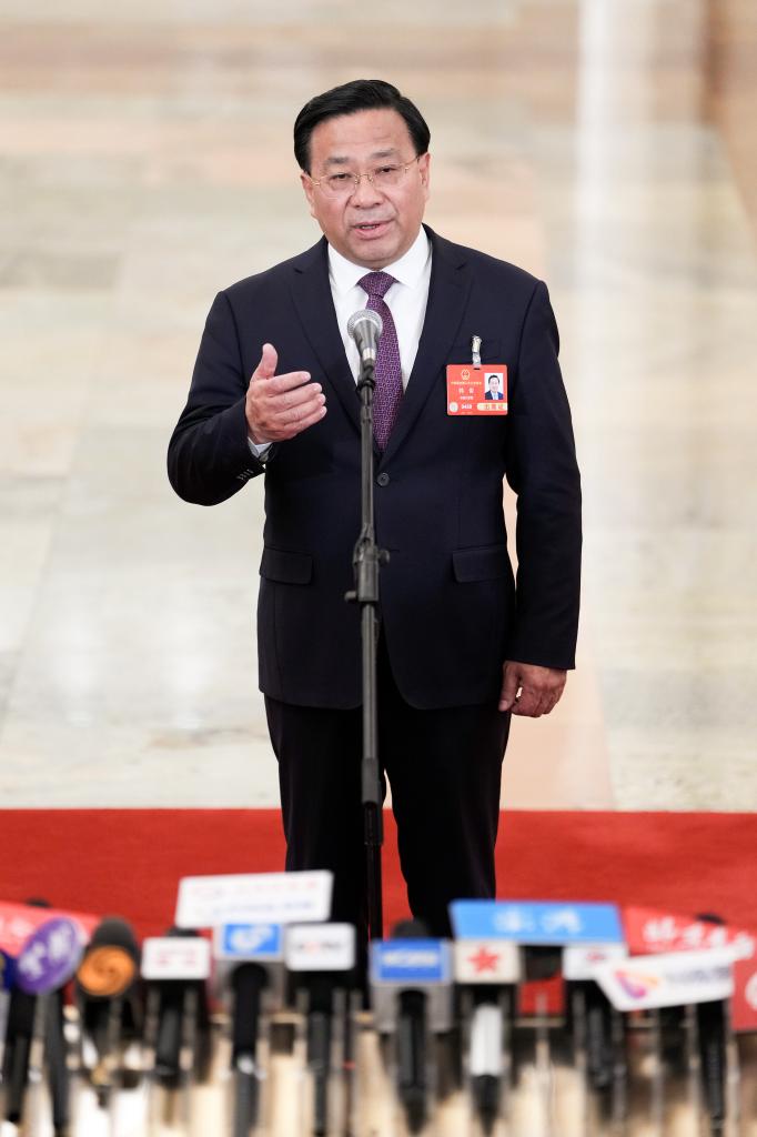  La troisième session du 14e Congrès populaire national a eu lieu dans la grande salle du peuple de Pékin. Il s'agit d'une interview avec les médias de Han Jun, ministre de l'Agriculture et des Affaires rurales. Photo de la journaliste de l'agence de presse Xinhua Chen Yehua </p> <! - repaste.body.end ->               </div>
              
          </div>
          
          <!--<div class=